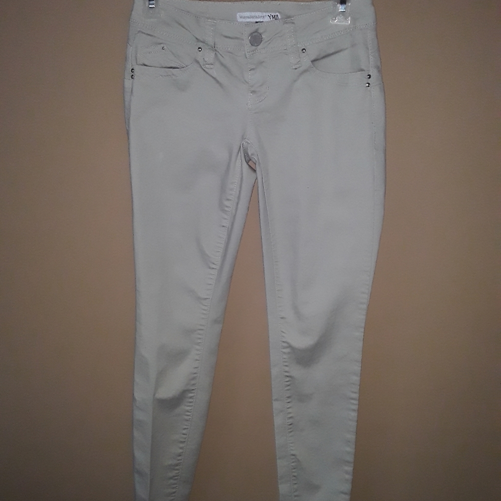 👖YMI khaki pants, butt lifting